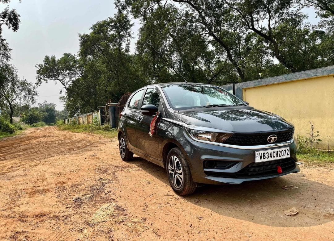 Tata Tiago self drive rental in Kolkata — Self Ride
